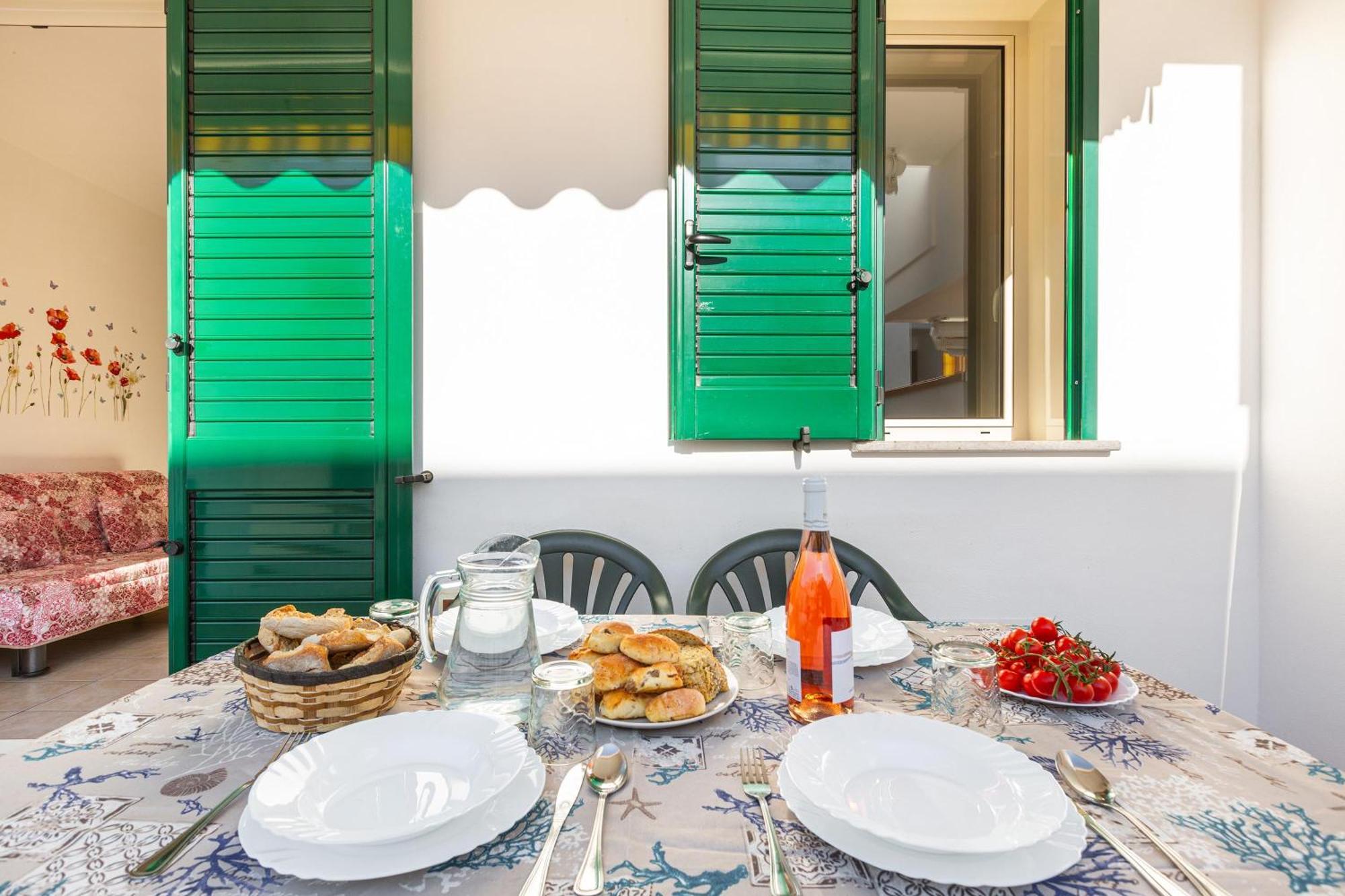 Blusea Beach Apartments San Pietro in Bevagna Buitenkant foto