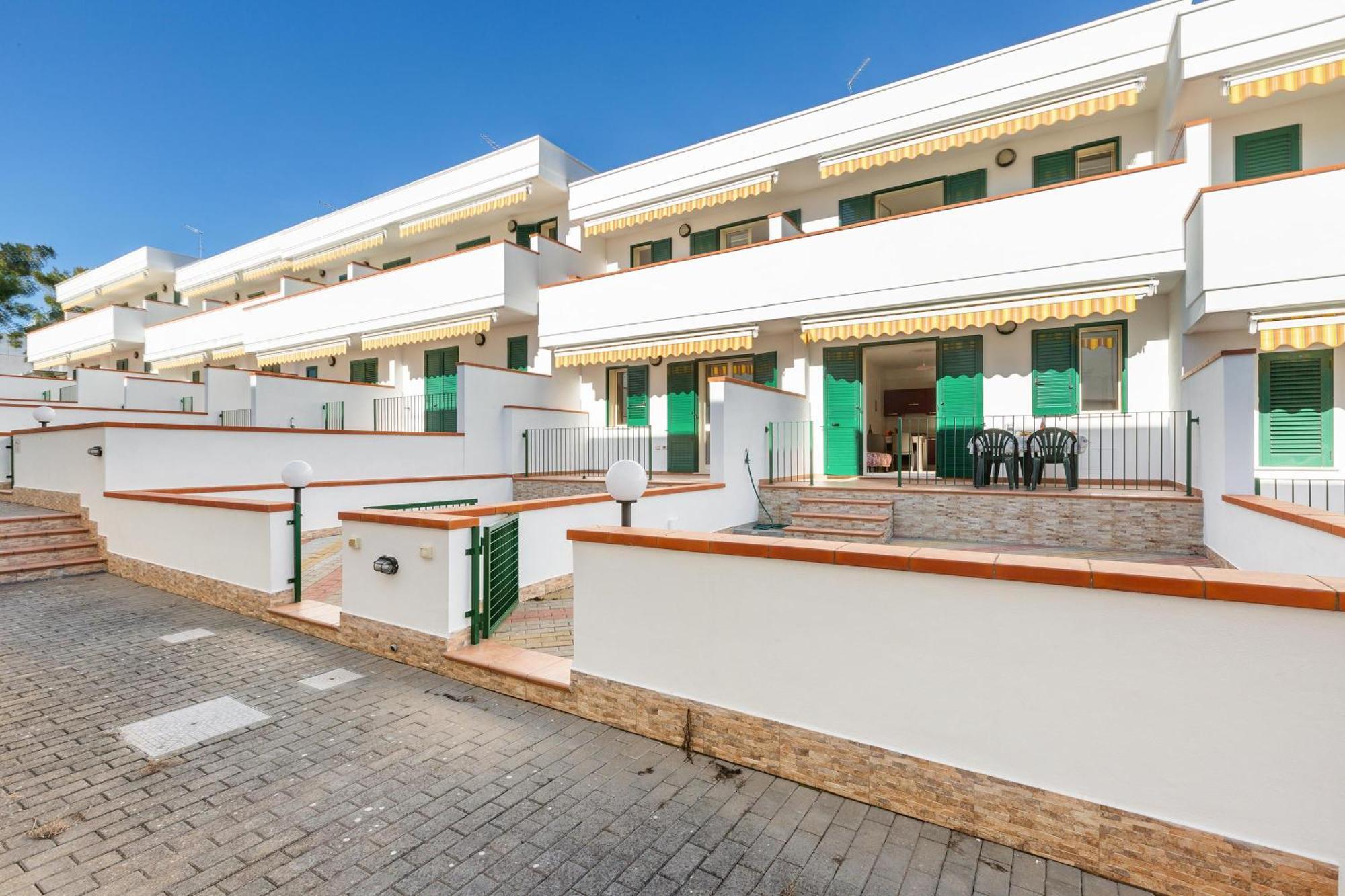 Blusea Beach Apartments San Pietro in Bevagna Buitenkant foto
