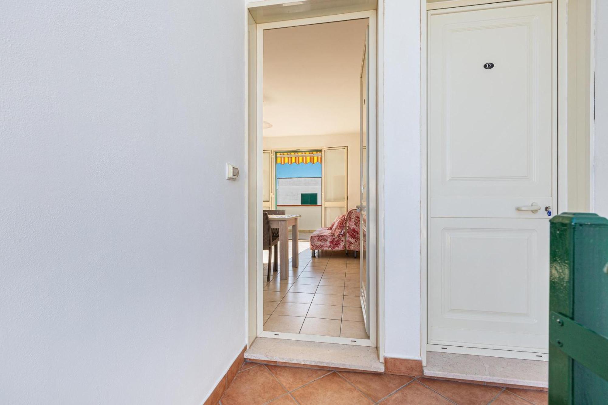 Blusea Beach Apartments San Pietro in Bevagna Buitenkant foto