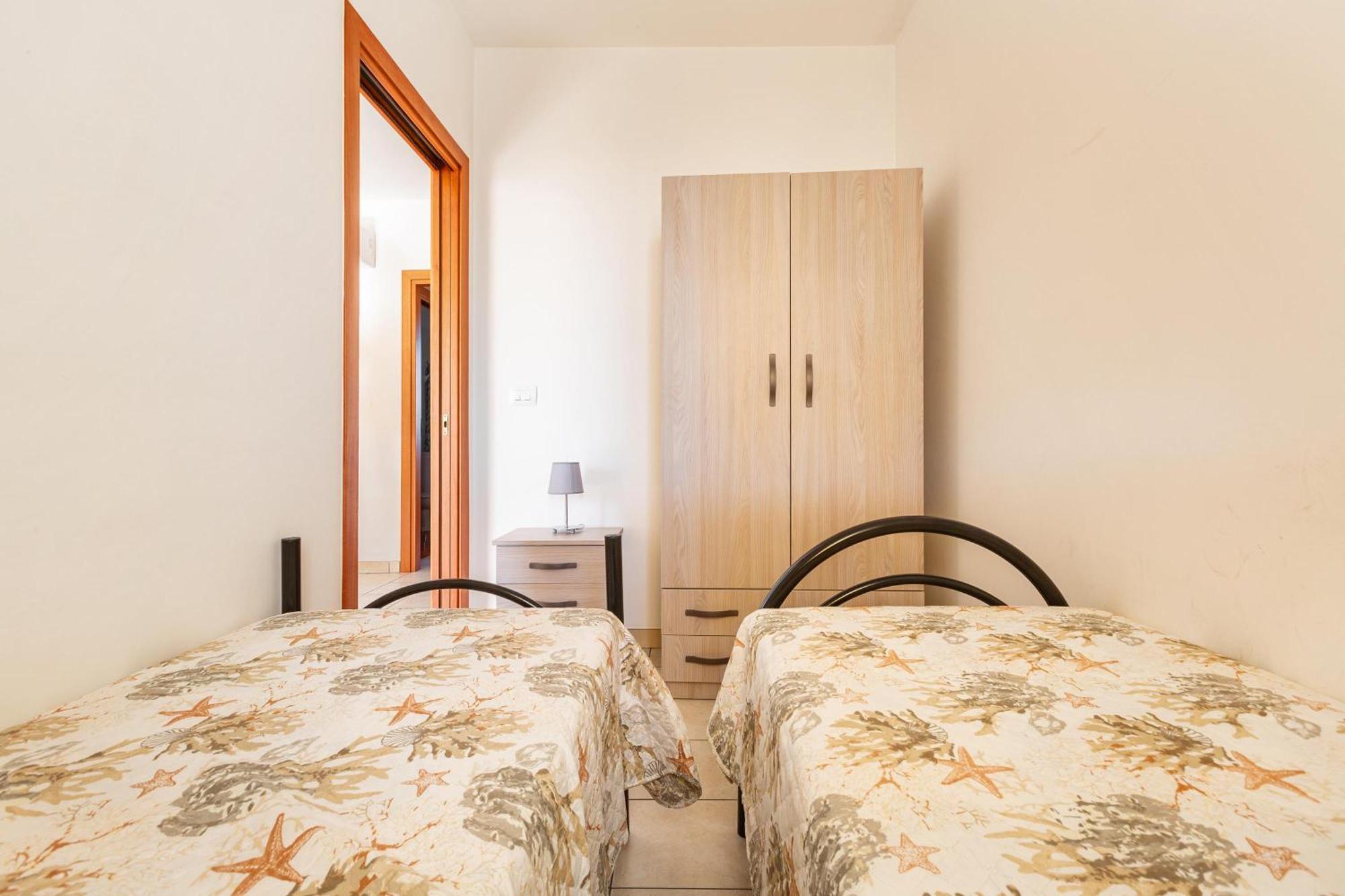 Blusea Beach Apartments San Pietro in Bevagna Buitenkant foto
